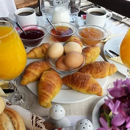 Anemoessa Traditional 3*