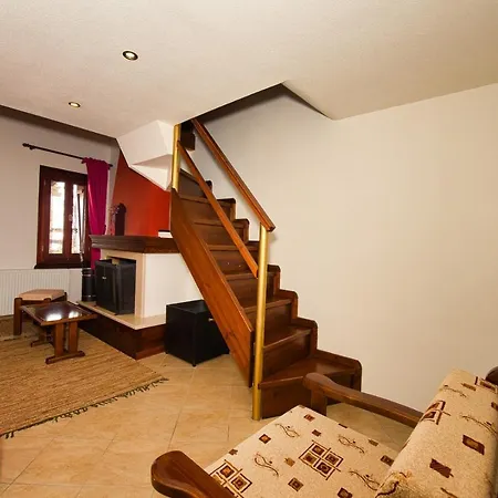 Anemoessa Traditional Pelion