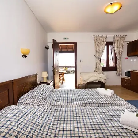 Anemoessa Traditional