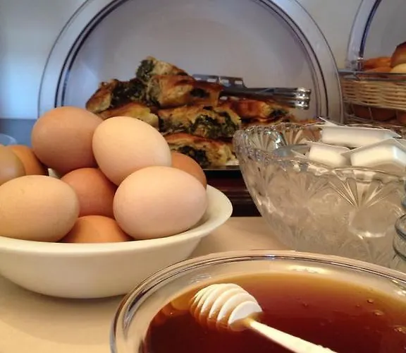 Anemoessa Traditional